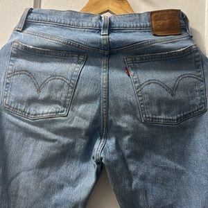 Levi’s wedgie jeans size 28